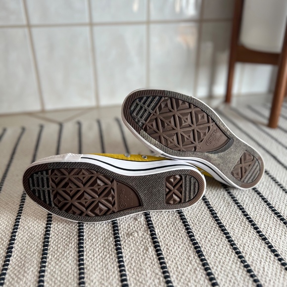 CONVERSE Chuck Taylor All-Star Canvas High Tops Mustard Yellow (M6, W8) - Picture 7 of 9